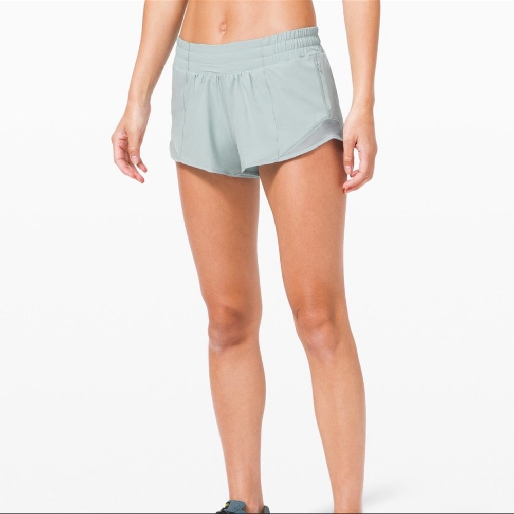 Lululemon Hotty Hot Shorts 2.5” Hazy Blue Women’s Size 10